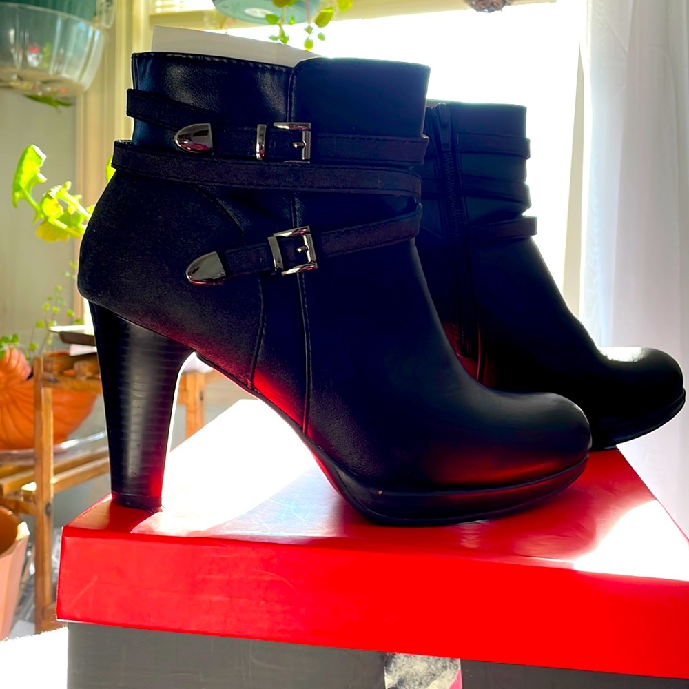 Rialto Black Ankle Boots